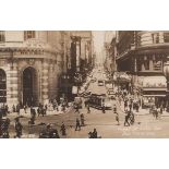 A collection of approximately 250 postcards of America, including photographic postcards titled ‘