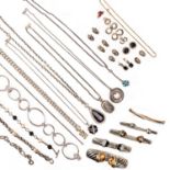 A LARGE COLLECTION OF DAVID YURMAN JEWELLERY, comprising; a diamond-set silver necklace, of