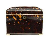 λ λ AN EARLY VICTORIAN TORTOISESHELL TEA CADDY C.1845 inlaid with pewter stringing, the hinged lid