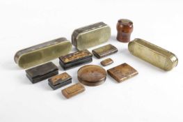 λ A GEORGE II TREEN AND BRASS MOUNTED SNUFF MULL DATED '1747' the cover with a brass plaque