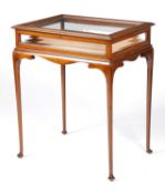 A LATE VICTORIAN MAHOGANY BIJOUTERIE TABLE C.1900 inlaid with chequer stringing and with bevelled