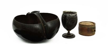 λ λ A COCO DE MER BASKET (LODOICEA MALDIVICA) LATE 19TH CENTURY with twin divisions and incised