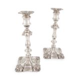 A pair of modern silver candlesticks, by Mappin & Webb, Birmingham 1976, knopped baluster form