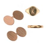 A SMALL COLLECTION OF 9CT GOLD JEWELLERY