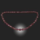 A GEORGE III GARNET RIVIÈRE NECKLACE