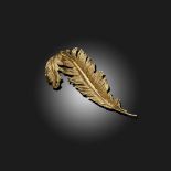 CARTIER, A YELLOW GOLD BROOCH C1950s