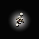 AN ART NOUVEAU PEARL RUBY AND DIAMOND RING