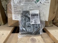 39 X BRAND NEW STOCKROOM PLUS REAR BUMPER PROTECTOR GUARDS FOR TRUCK DOOR ENTRY 40.9 INCHES (LOC: