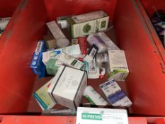 30 PIECE MIXED LOT INCLUDING SERUM CAPSULES, EAR DROP TREATMENT, NAIL FUNGUS ETC (LOC: 30.5-BB671)