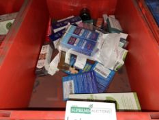 30 PIECE MIXED LOT INCLUDING TAG AND WART REMOVAL PATCHES, BIO IDENTICAL CREAM ETC (LOC: 30.5-