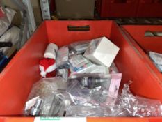 30 PIECE MIXED LOT INCLUDING GLITTER SPRAY, CATLY WOUND CARE, EYE RELIEF PATCHES ETC (LOC: 28.3-