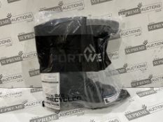 10 X BRAND NEW PAIRS OF PORTWEST METATARSAL WELLINGTON BOOTS BLACK SIZE 9 (LOC: 45.5-AA1595)