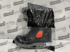 10 X BRAND NEW PAIRS OF PORTWEST METATARSAL WELLINGTON BOOTS BLACK SIZE 8 (LOC: 45.6-AA1611)