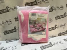 15x BRAND NEW BUTTERFLY CRAZE PINK POLKADOT PILLOW BED COVERS. (LOC: 18.11-AA1020)