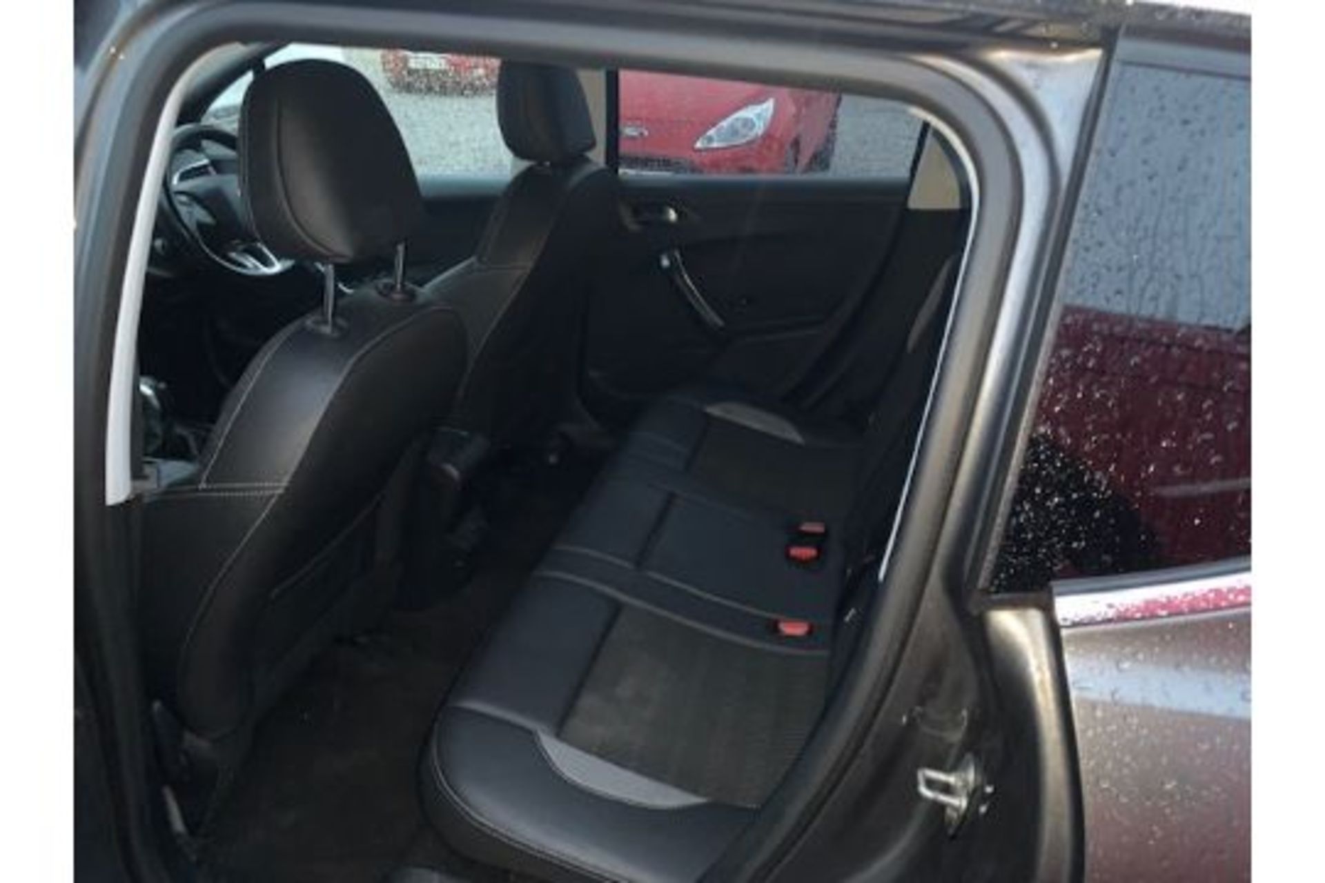 YR67 XTC PEUGEOT 2008 ALLURE 1 X KEY LOGBOOK ALLOY WHEELS CENTRAL LOCKING ELECTRIC WINDOWS LEATHER / - Image 3 of 12