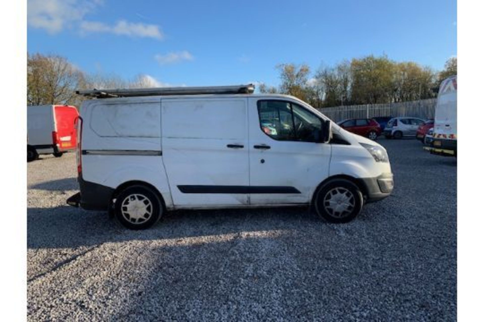 LF16 RWX FORD TRANSIT CUSTOM 310 ECO-TE 1 X KEY CENTRAL LOCKING ELECTRIC WINDOWS 76,968 MILES - Image 3 of 10