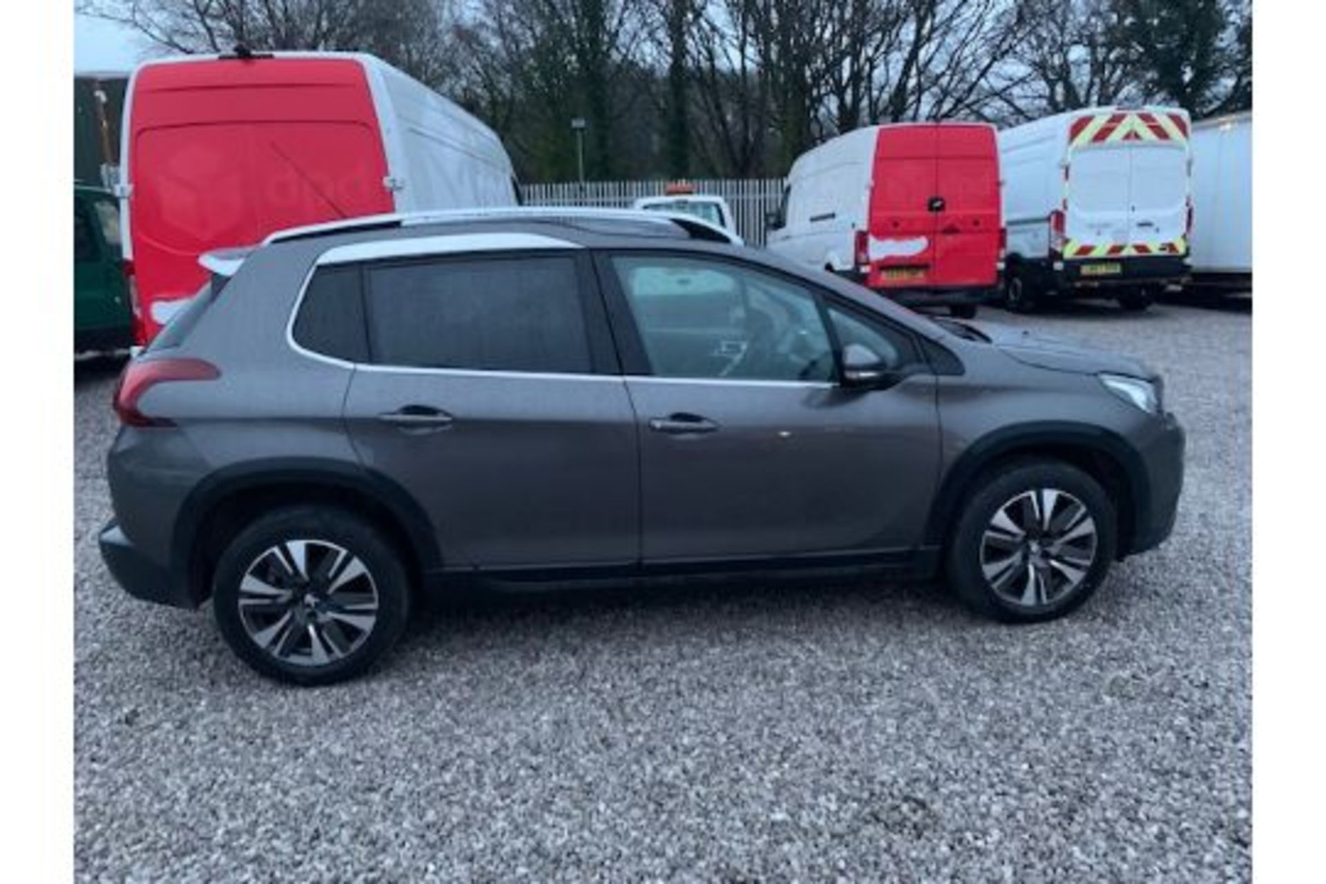 YR67 XTC PEUGEOT 2008 ALLURE 1 X KEY LOGBOOK ALLOY WHEELS CENTRAL LOCKING ELECTRIC WINDOWS LEATHER / - Image 10 of 12