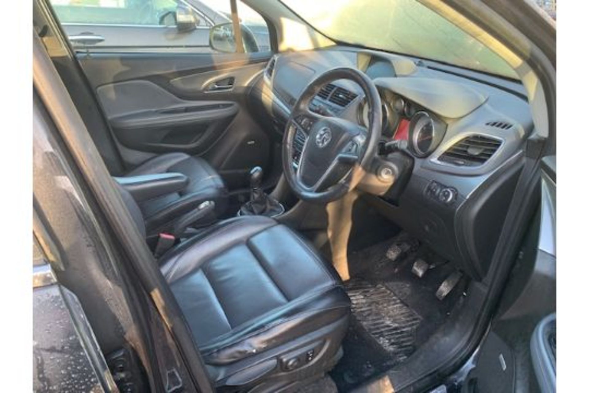 BT63 LXJ VAUXHALL MOKKA SE CDTI S/S 4X4 2 X KEYS LOGBOOK ALLOY WHEELS LEATHER SEATS 6 SPEED STEERING - Image 8 of 11