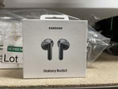 NEW Samsung Galaxy Buds3 True Wireless In-Ear Earbuds - Silver RRP £159. Galaxy Buds3 features an