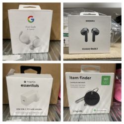 Top End Branded Tech Goods Including Beats, Apple, Samsung and much more. Delivery Available