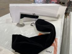 BRAND NEW THERMORAIL SES4 SQUARE SINGLE SWQAURE SINHLE 400MM 12V HEATED RAIL RRP £199 (LOC: 18.8-