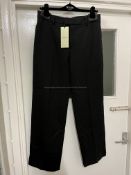 BRAND NEW DEL-CORE Cropped Low Waist Trousers - BLACK - SIZE 40. RRP £990. DEL-CORE Cropped Low