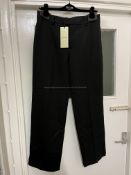 BRAND NEW DEL-CORE Cropped Low Waist Trousers - BLACK - SIZE 38. RRP £990. DEL-CORE Cropped Low