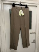 BRAND NEW DEL-CORE Cropped Low Waist Trousers - KHAKI - SIZE 46. RRP £990. DEL-CORE Cropped Low