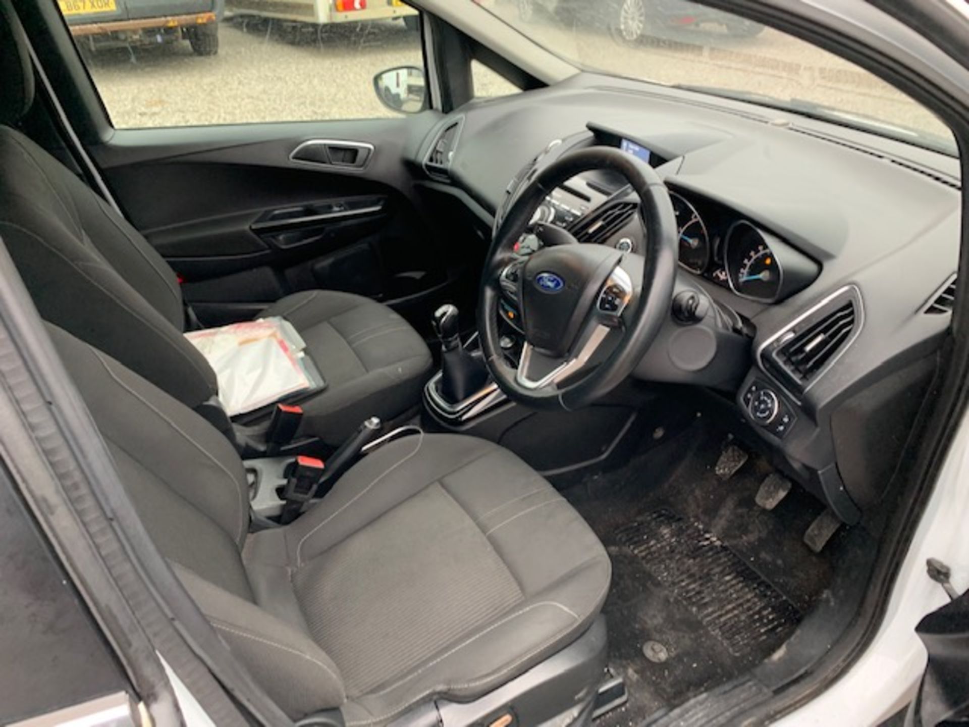 EN62 HXG, FORD B-MAX TITANIUM TDCI, 2 X KEYS, LOGBOOK, 5 SPEED, - Image 7 of 15