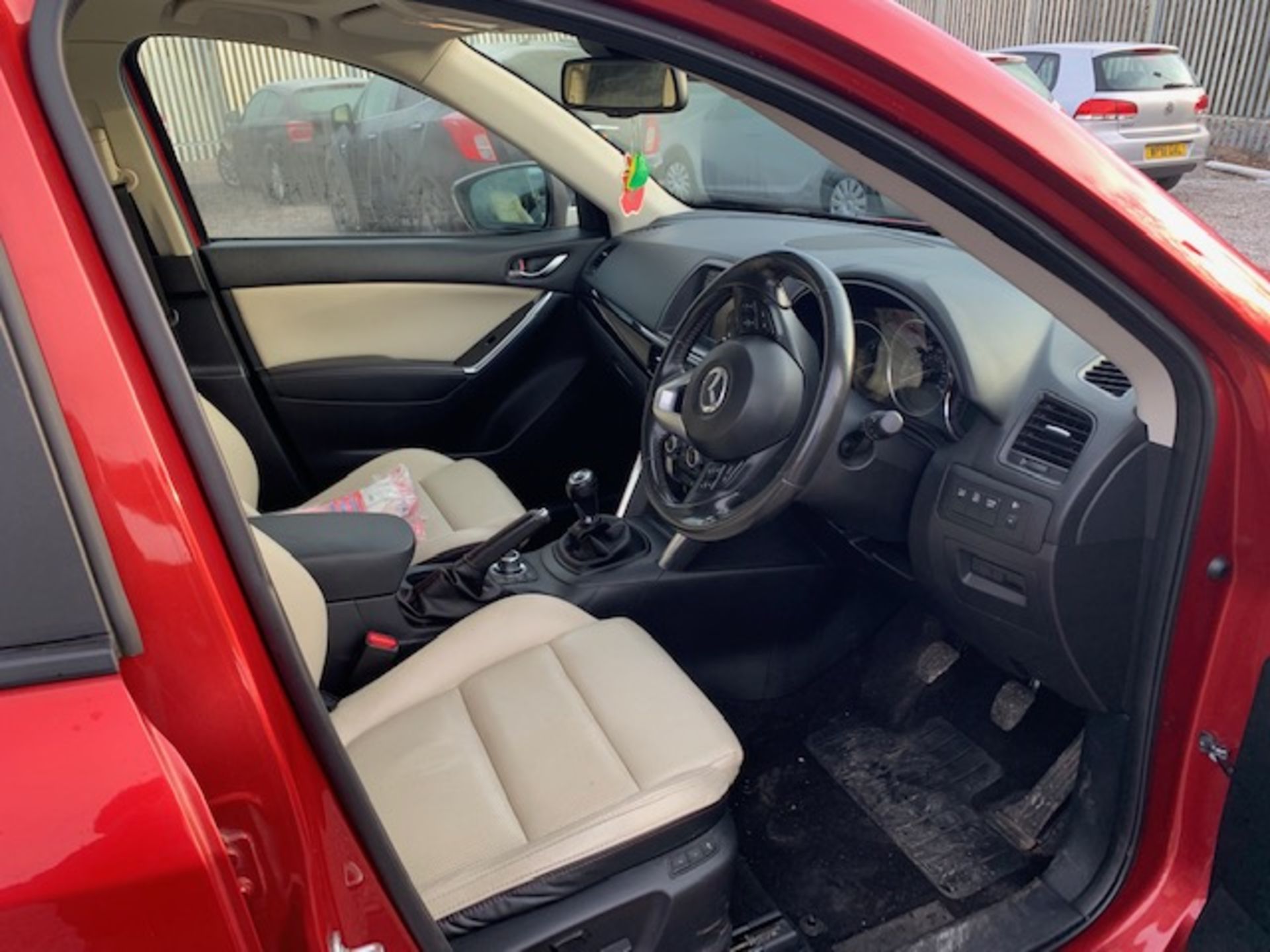 LF64 NCE, MAZDA CX-5 SE-L LUX NAV D, 1 X KEY, LOGBOOK, SAT NAV, 6 SPEED, START STOP - Image 4 of 12