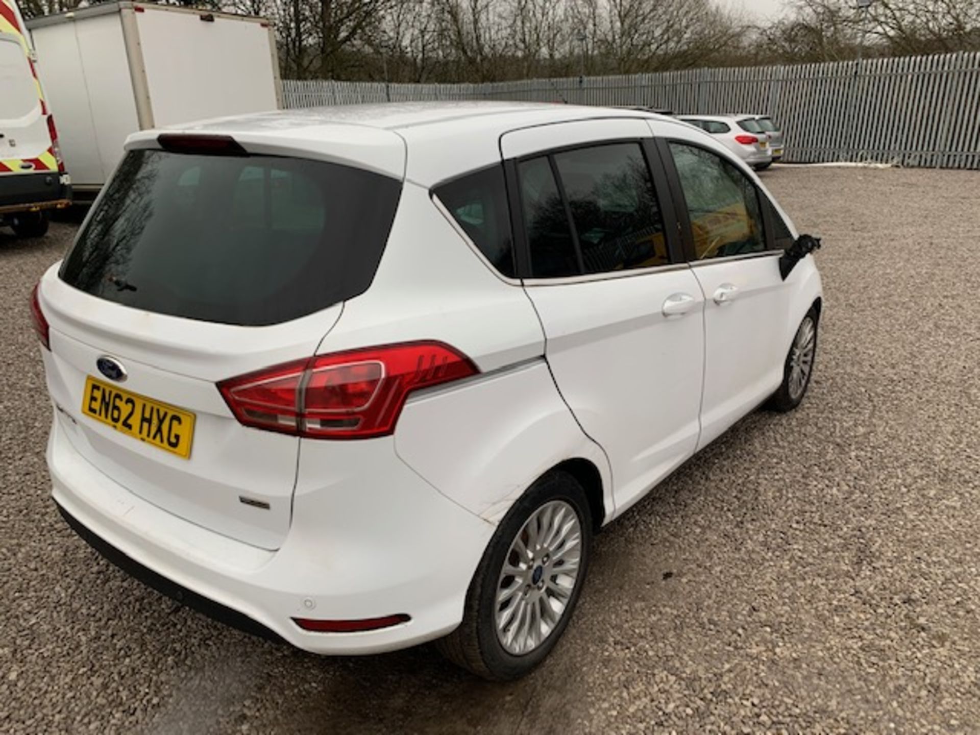 EN62 HXG, FORD B-MAX TITANIUM TDCI, 2 X KEYS, LOGBOOK, 5 SPEED, - Image 9 of 15