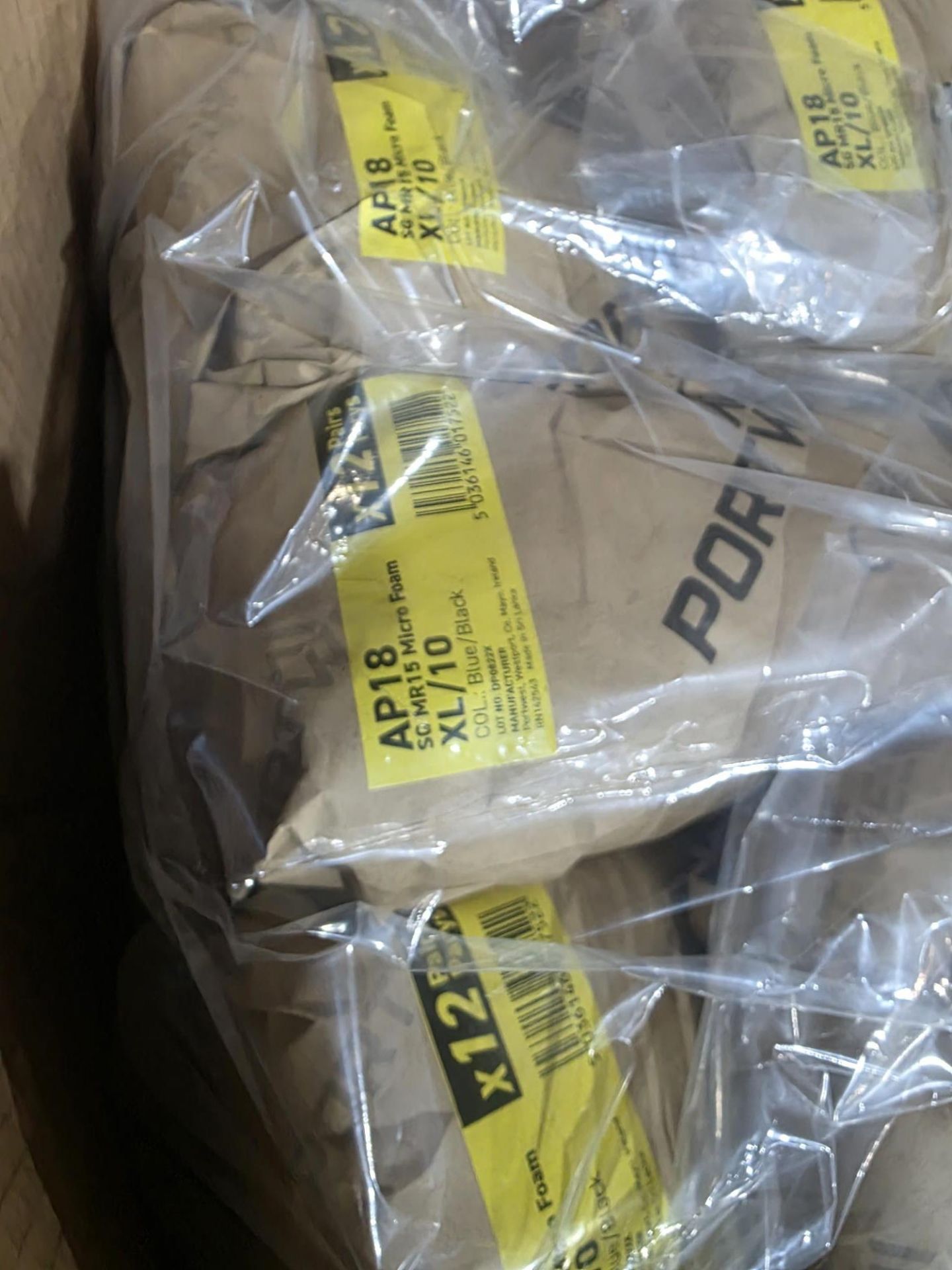 Pallet of High-Value Portwest Workwear – RRP £8,000–£12,000 per Pallet DESCRIPTION: Each pallet - Image 34 of 39