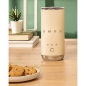 Smeg | MFF02CRUK Compact Milk Frother. - SR2.4.2. RRP £149.00.