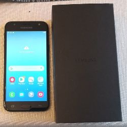 BOXED SAMSUNG SMARTPHONE, 16GB STORAGE.