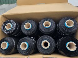 32 x BRAND NEW GRIP SYSTEMS ROBUST LIGHT STRETCH FILM - 7 MICRON - 400MM X 480M - BLACK. (