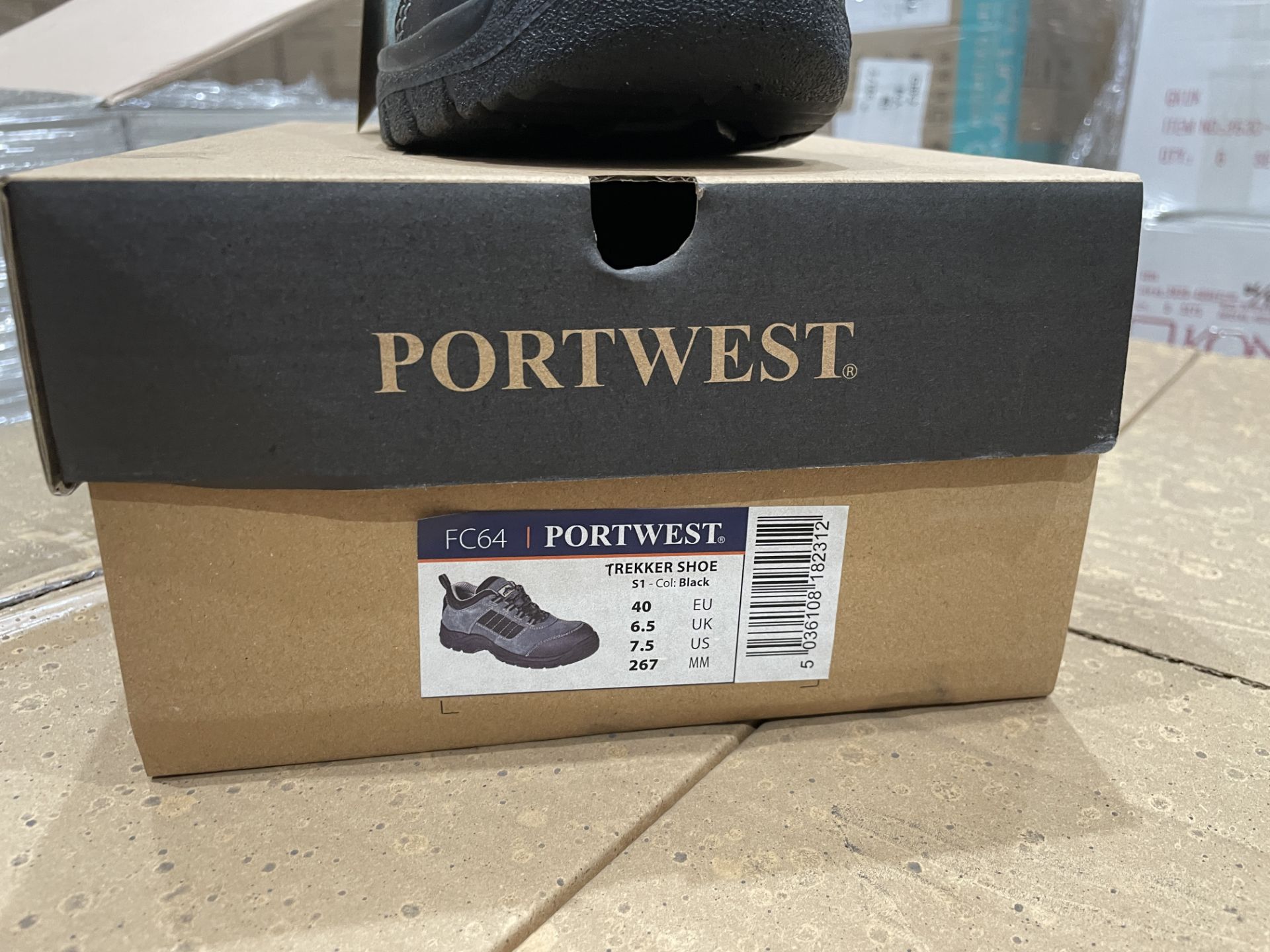 12 X BRAND NEW PAIRS OF PORTWEST TREKKER PROFESSIONAL WORK SHOES BLACK SIZE 6 (LOC: 41.9-AA776)