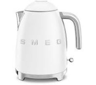 SMEG KLF03WHMUK Jug Kettle - Matt White. - SR2.3.9. RRP £199.00.