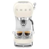 Smeg ECF02CRUK Espresso Coffee Machine with 15 Bar Pump, 1350W. - SR2.4.1. RRP £449.00.