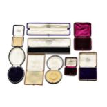 Nine vintage/antique jewellery boxes, to include earring box, Garrard & Co bracelet box, necklace