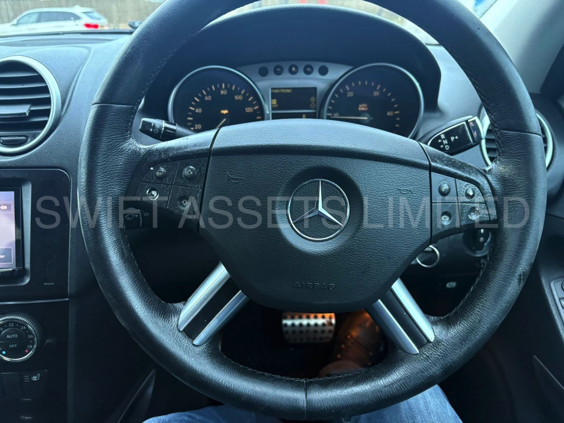 MERCEDES-BENZ ML280 3.0CDI *SE EDITION* AUTOMATIC - 2006 MODEL - AIR CON - SAT NAV - HALF LEATHER - Image 9 of 18
