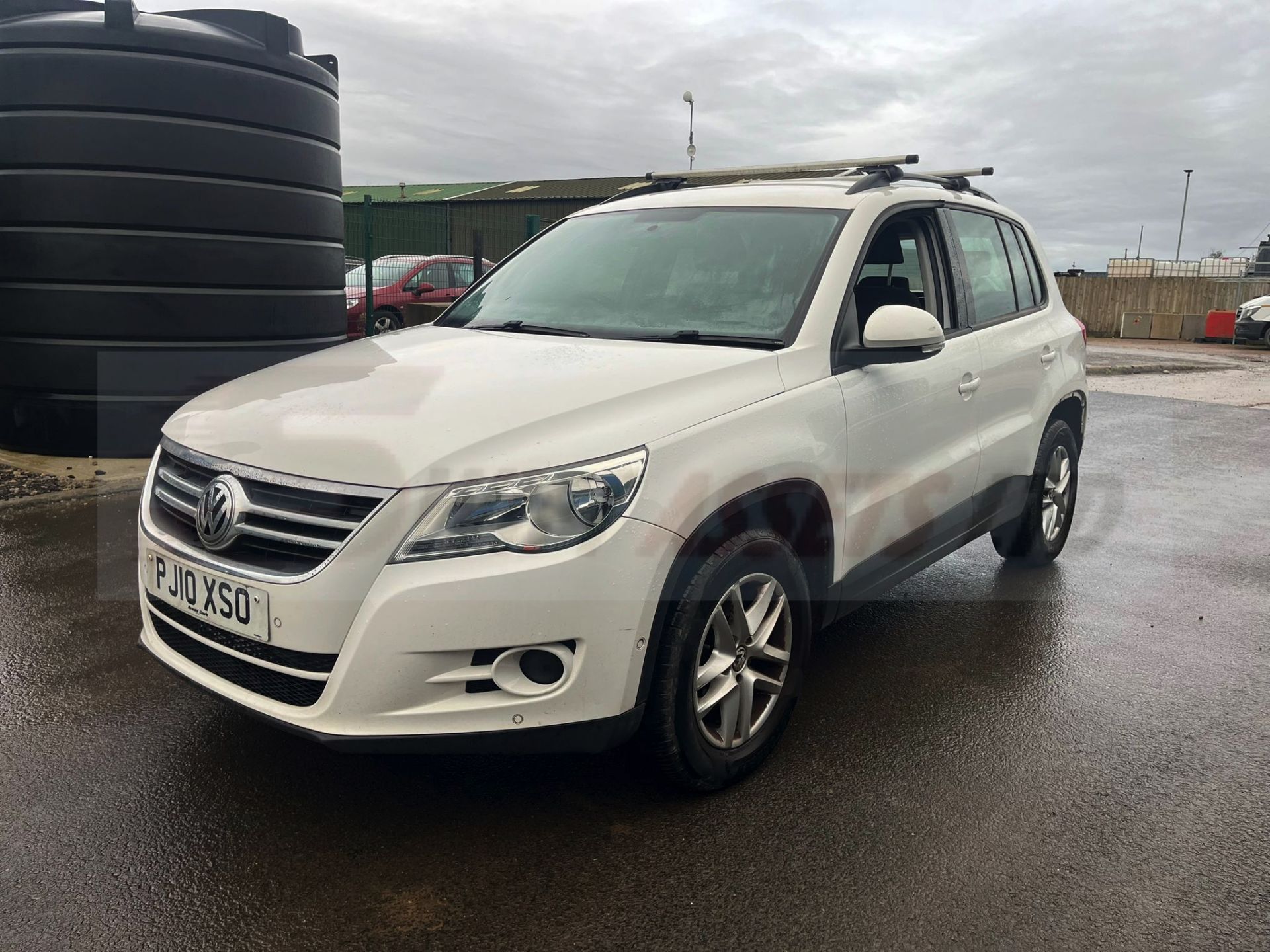 !!! ON SALE !!!VOLKSWAGEN TIGUAN 2.0 TDI *S 4MOTION EDITION* 10 REG - AIR CONDITIONING - - Image 3 of 10