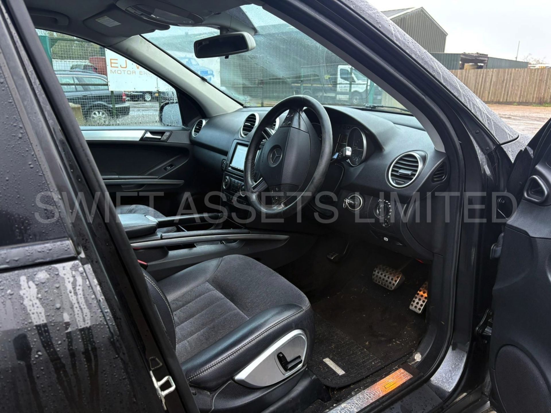 MERCEDES-BENZ ML280 3.0CDI *SE EDITION* AUTOMATIC - 2006 MODEL - AIR CON - SAT NAV - HALF LEATHER - Image 10 of 18