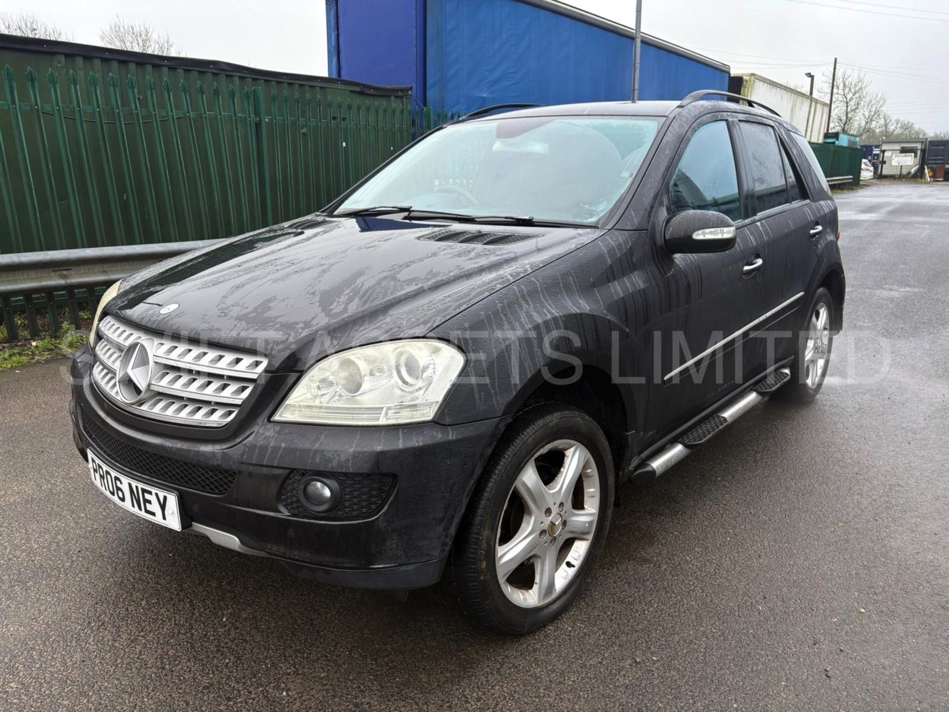 MERCEDES-BENZ ML280 3.0CDI *SE EDITION* AUTOMATIC - 2006 MODEL - AIR CON - SAT NAV - HALF LEATHER - Image 3 of 18