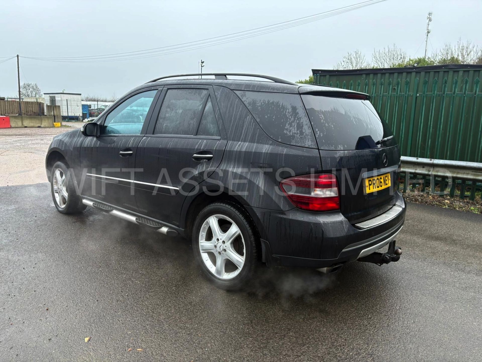 MERCEDES-BENZ ML280 3.0CDI *SE EDITION* AUTOMATIC - 2006 MODEL - AIR CON - SAT NAV - HALF LEATHER - Image 5 of 18