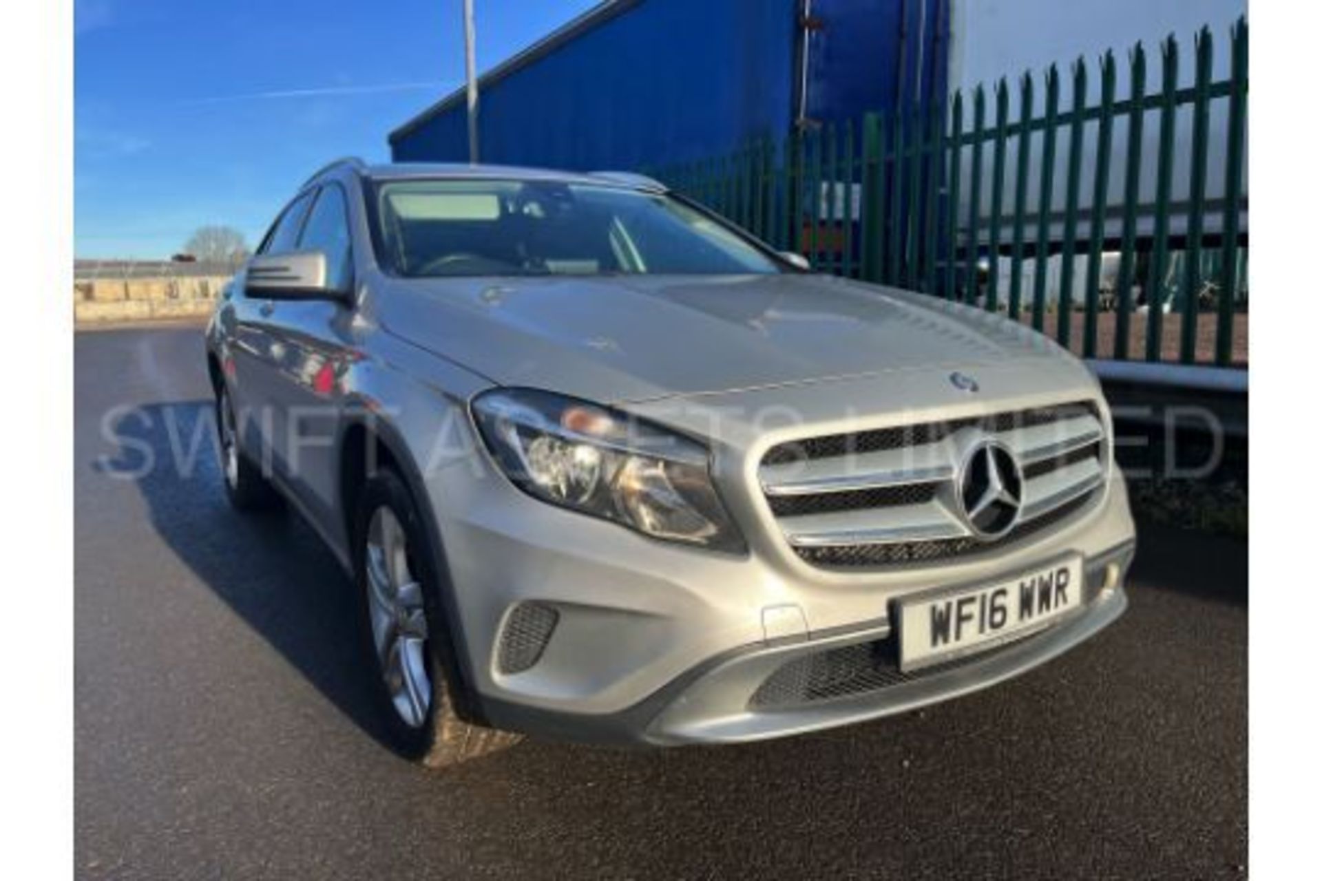 MERCEDES-BENZ GLA 200d *SPORT EDITION* AUTO S/S - 16 REG - AIR CON - SAT NAV - ULEZ COMPLAINT! - Image 2 of 13