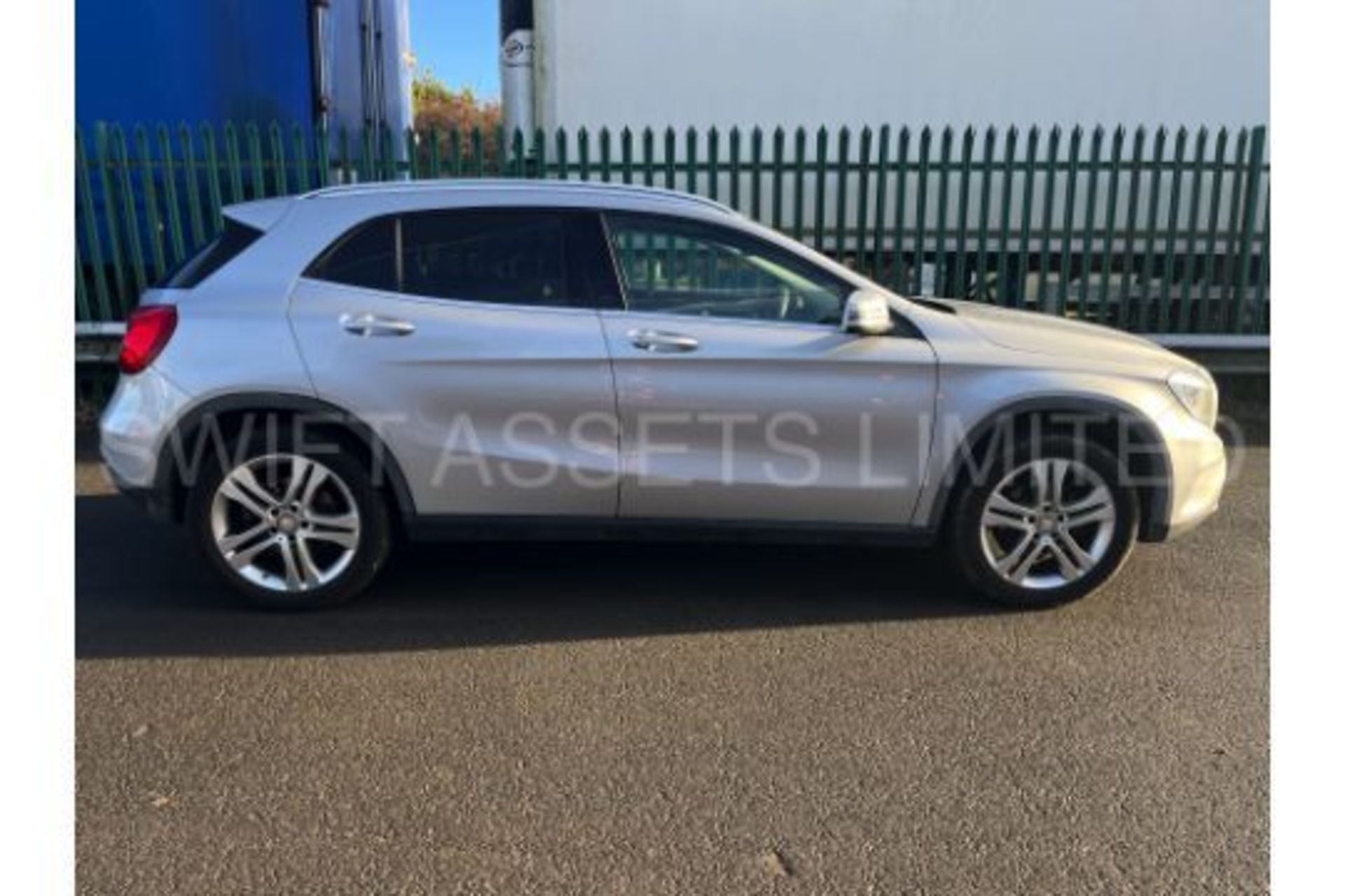 MERCEDES-BENZ GLA 200d *SPORT EDITION* AUTO S/S - 16 REG - AIR CON - SAT NAV - ULEZ COMPLAINT! - Image 9 of 13
