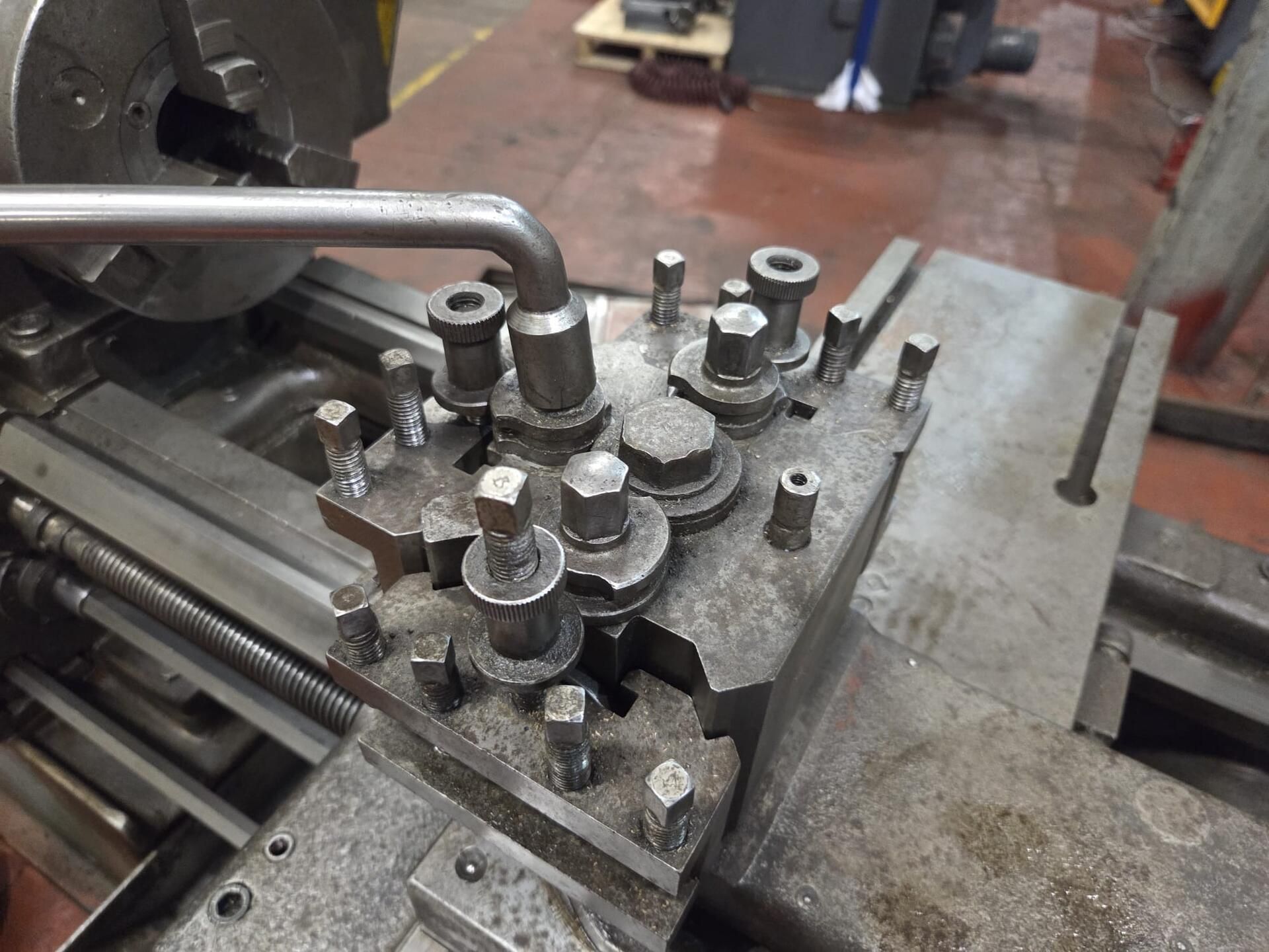 TOS SN 40B Gap Bed Lathe - Image 6 of 6