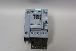 SIEMENS LIGHTING CONTACTOR