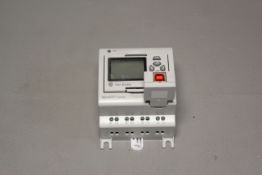 ALLEN BRADLEY MICRO810 PLC MODULE WITH LCD & USB COMM MODULE