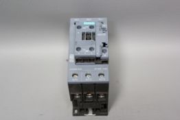 UNUSED SIEMENS POWER CONTACTOR